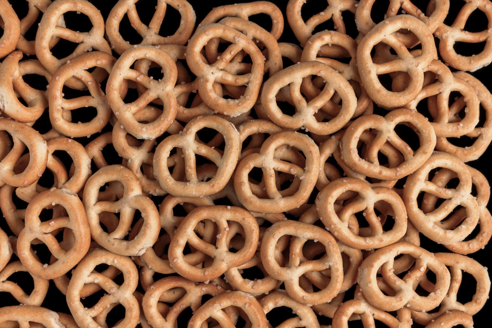 High Protein, Low Carb Soy Based Pretzels - 12-3 Ounce Bags - Image 2